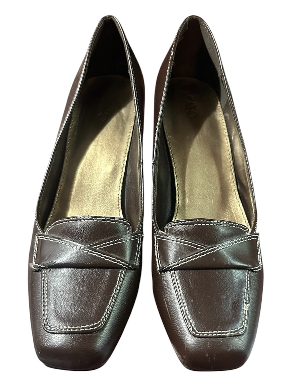 Size 7 loafers kitten heel Classic Brown Leatherette Womens Loafers vintage